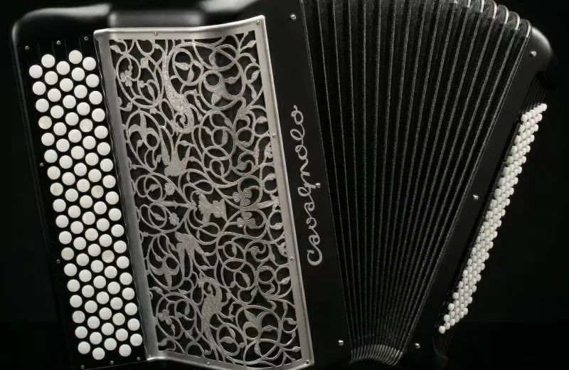 Accordéon chromatique Cavagnolo Vedette 10