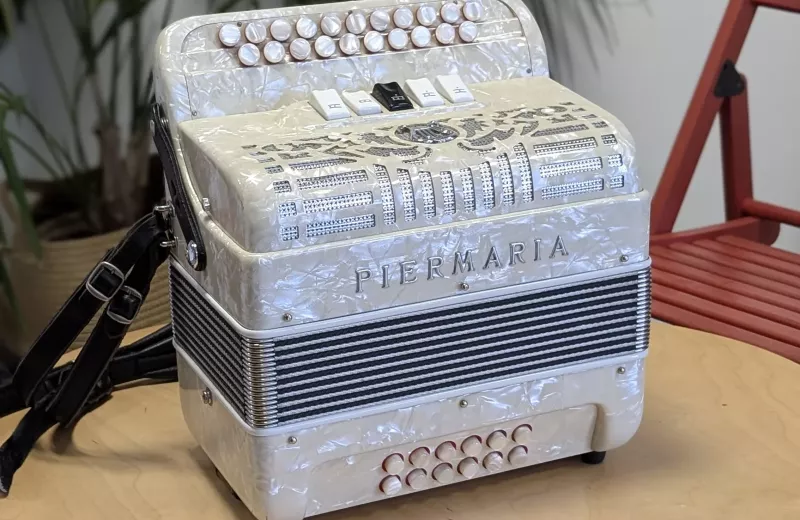 Accordéon diatonique Piermaria, dépôt-vente